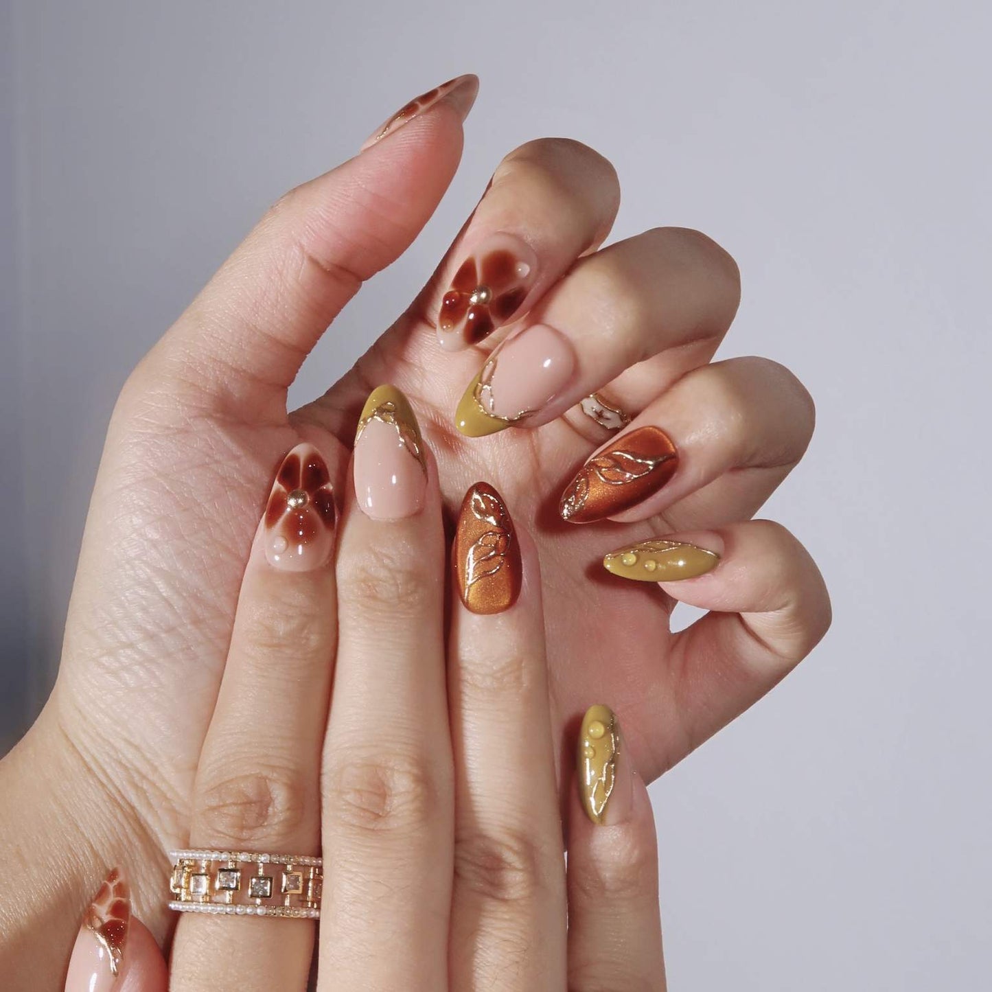 Amber Bloom